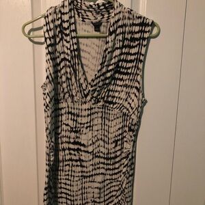Ann Taylor Monochrome Patterned Top